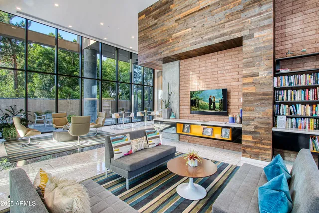 $850,000 | 200 West Portland Street, Unit 1024, Phoenix, AZ 85003