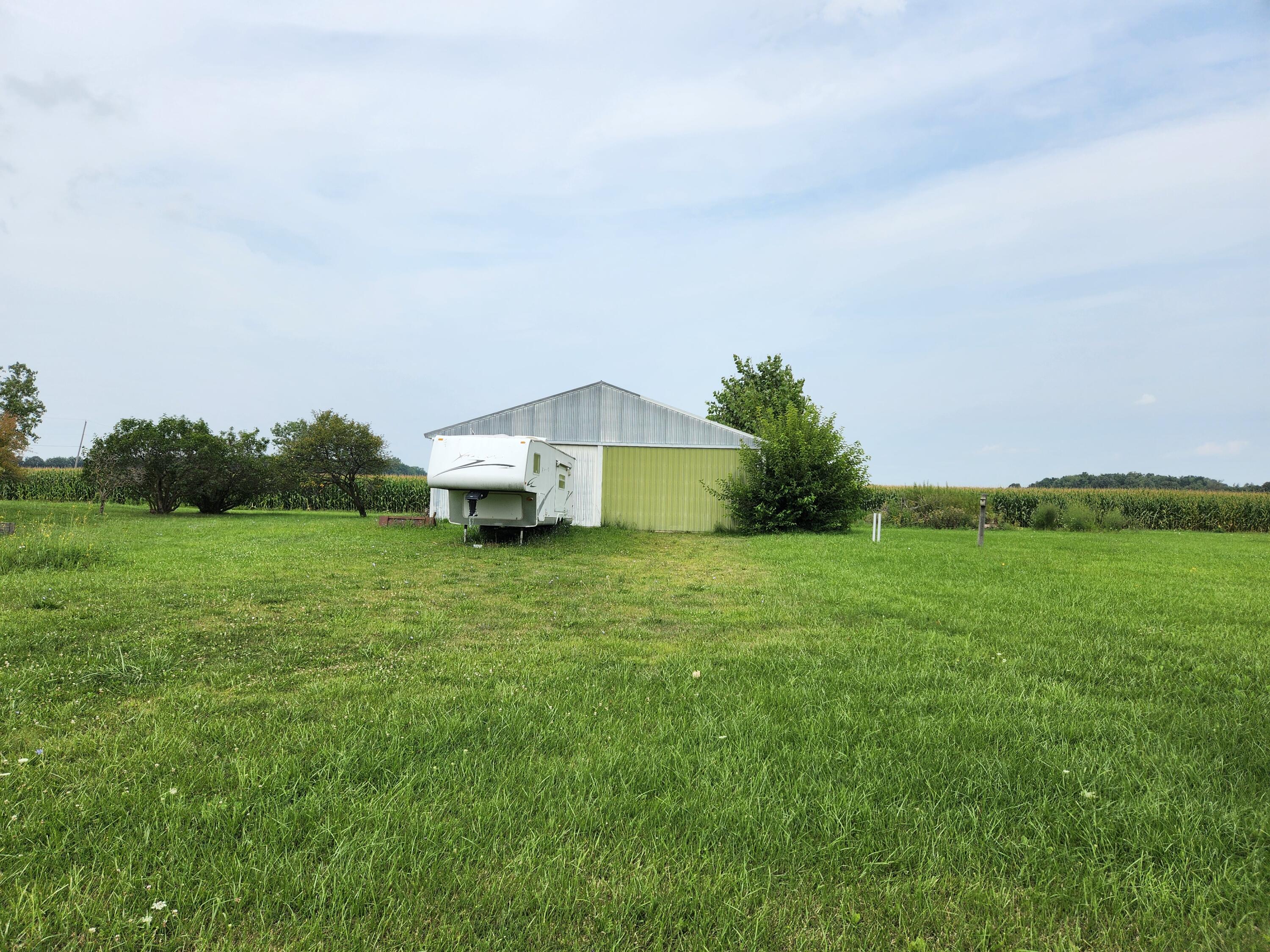 1007 East Juddville Road Owosso, MI 48867 - Photo 2 of 8 20240815_145752