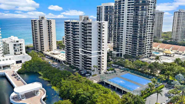 $649,000 | 4200 North Ocean Drive, Unit 2705, Singer Island, FL 33404