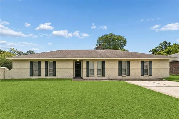 $1,900 | 218 Melody Lane, Slidell, LA 70458