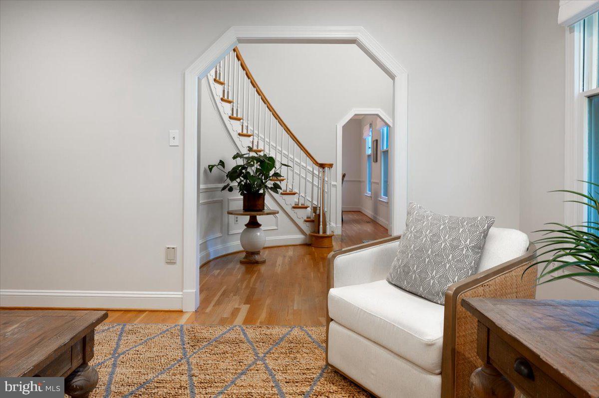 534 Post Oak Road Annapolis, MD 21401 - Photo 10 of 73