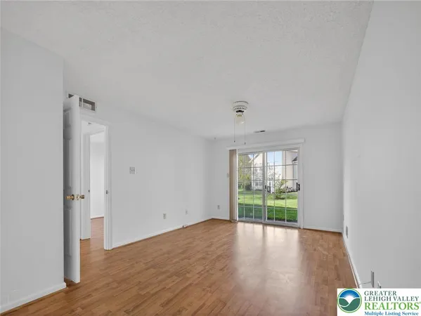 $260,000 | 1920 Delancey Street, Hellertown, PA 18055