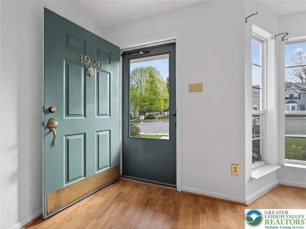 $260,000 | 1920 Delancey Street, Hellertown, PA 18055