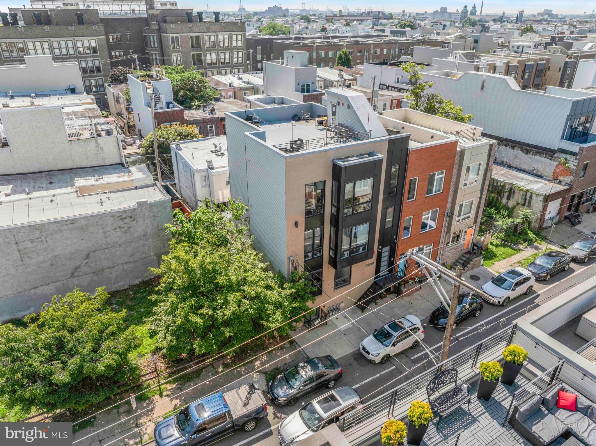 1309 South 20th Street Philadelphia, PA 19146 - Photo 5 of 37