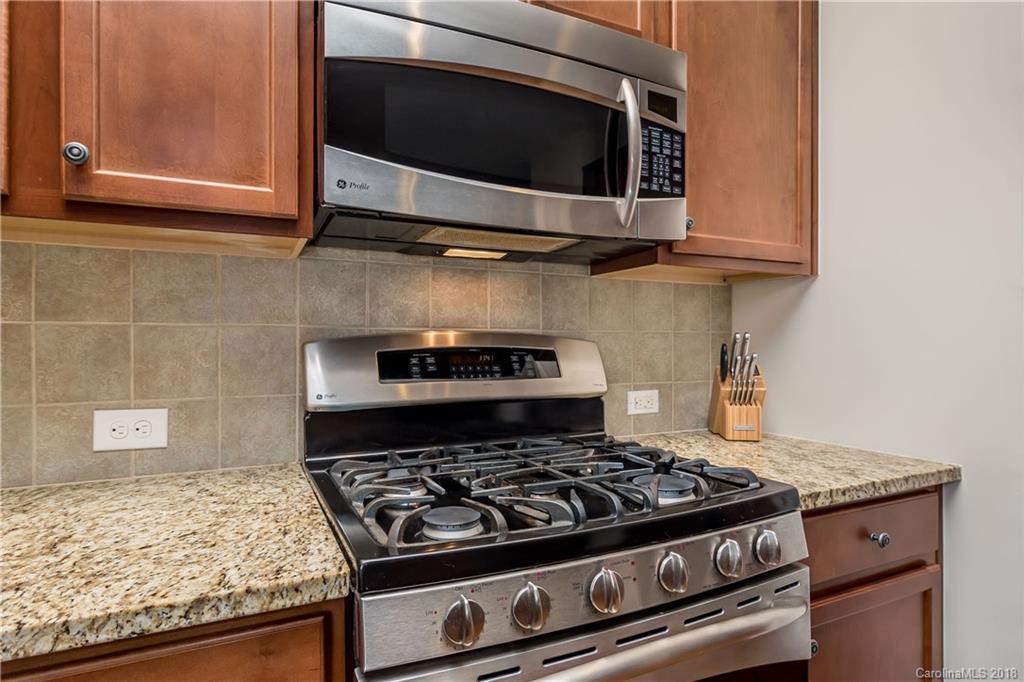 6311 Baltray Road Charlotte, NC 28278 - Photo 10 of 36 Gallery Image 10