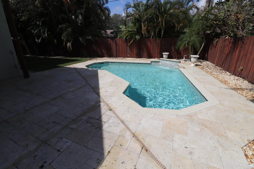 2211 Northeast 43rd Street Lighthouse Point, FL 33064 - Photo 17 of 57 Photo 17