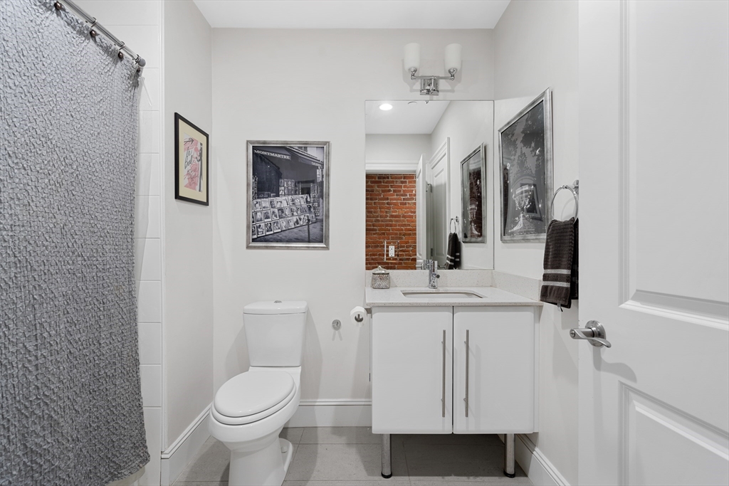 1471 Beacon Street, Unit 1 Brookline, MA 02446 - Photo 8 of 20