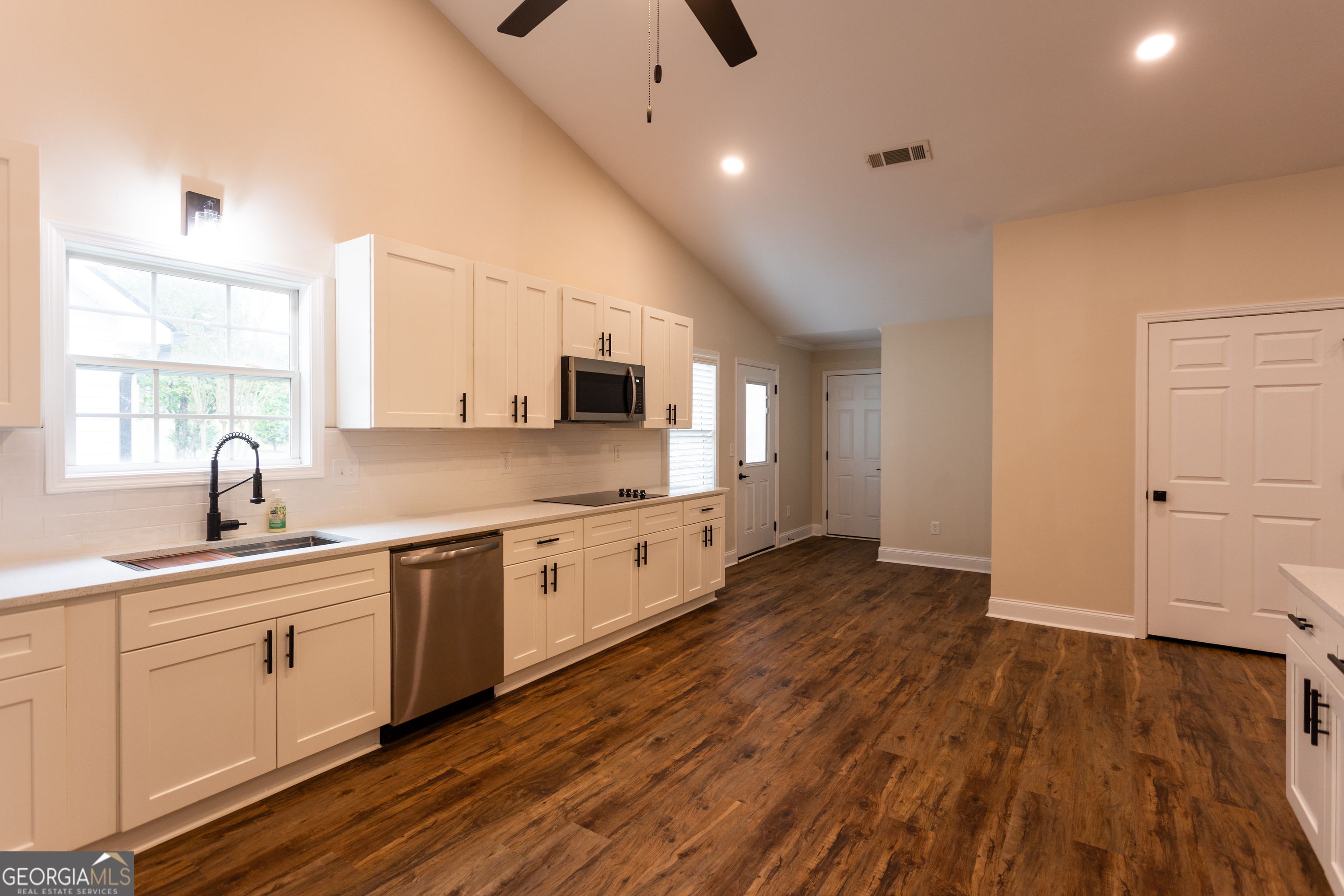 1020 Brenda Lane Madison, GA 30650 - Photo 13 of 73