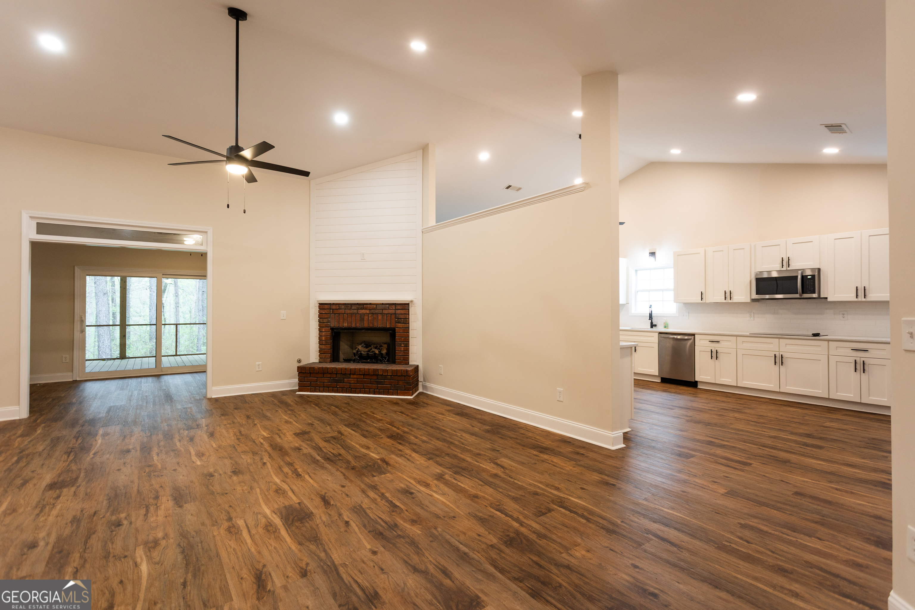 1020 Brenda Lane Madison, GA 30650 - Photo 6 of 73