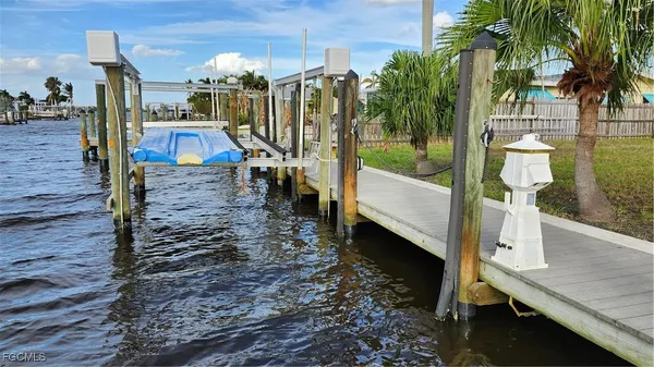 a view of a house with a park