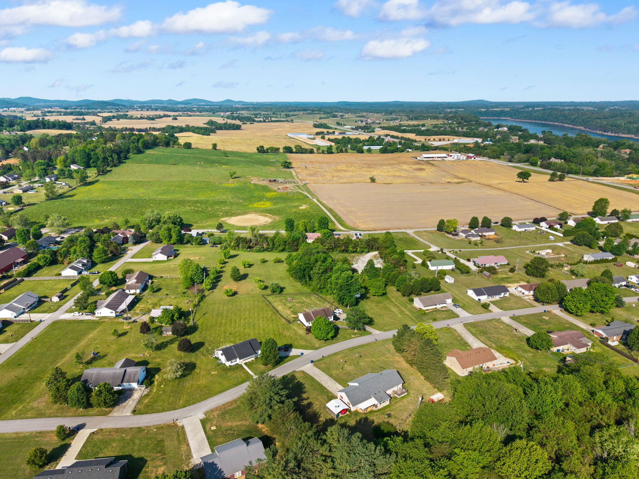 298 Forest Ridge Road Bronston, KY 42518 - Photo 75 of 96 26-web-or-mls-DJI_20260424095901_0070_D