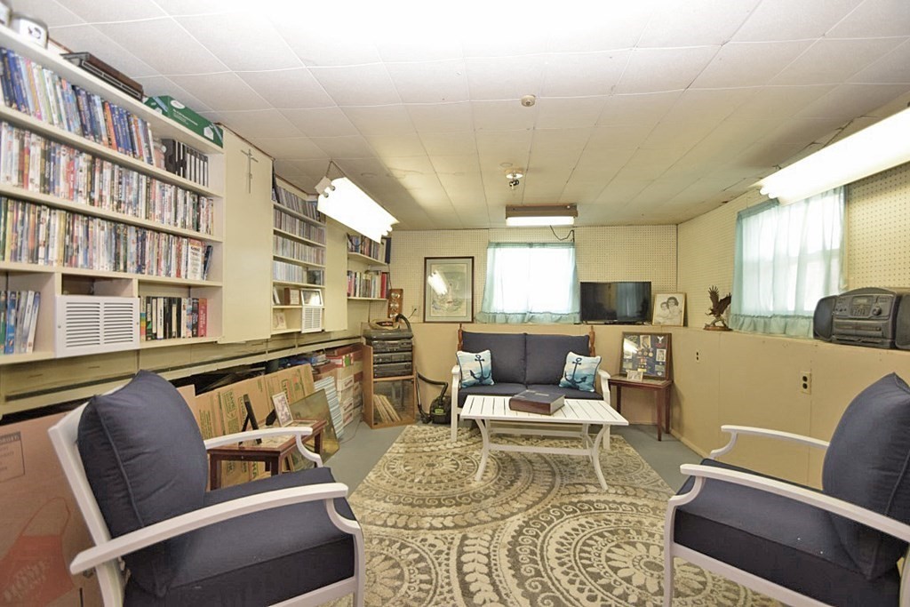 1 Selwyn Road Randolph, MA 02368 - Photo 18 of 19 Gallery Image 18
