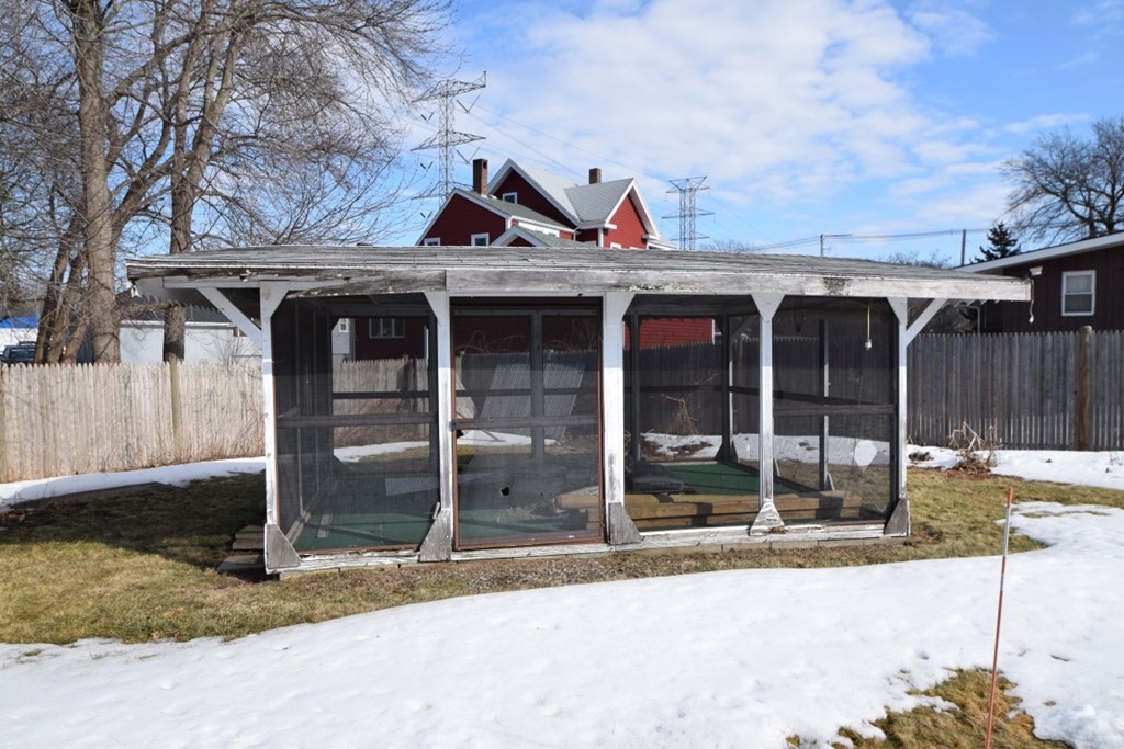 1 Selwyn Road Randolph, MA 02368 - Photo 5 of 19 Gallery Image 5