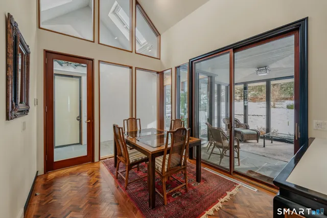 $1,950,000 | 66 Cove Road, Lyme, CT 06371