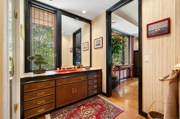 $1,950,000 | 66 Cove Road, Lyme, CT 06371