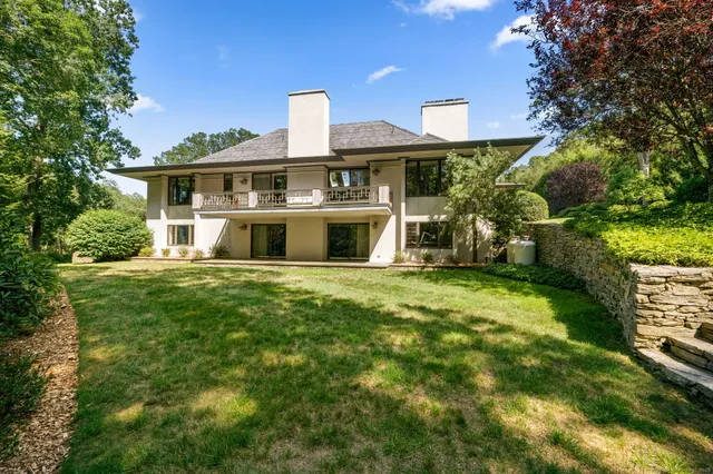 $1,950,000 | 66 Cove Road, Lyme, CT 06371