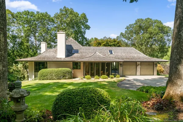 $1,950,000 | 66 Cove Road, Lyme, CT 06371