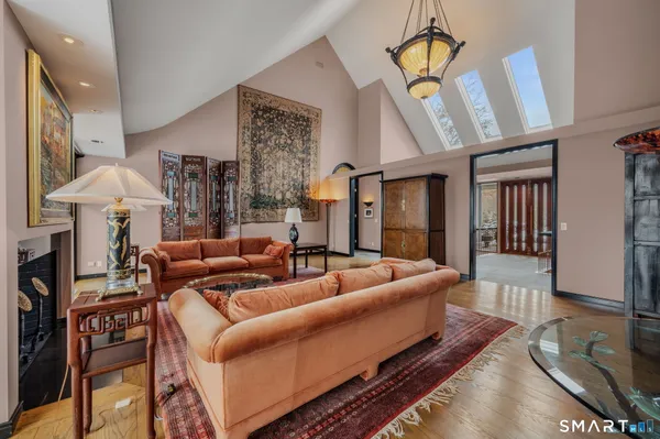 $1,950,000 | 66 Cove Road, Lyme, CT 06371