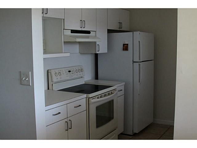 8500 West McNab Road, Unit 1 Pompano Beach, FL 33068 - Photo 16 of 18 Kitchen