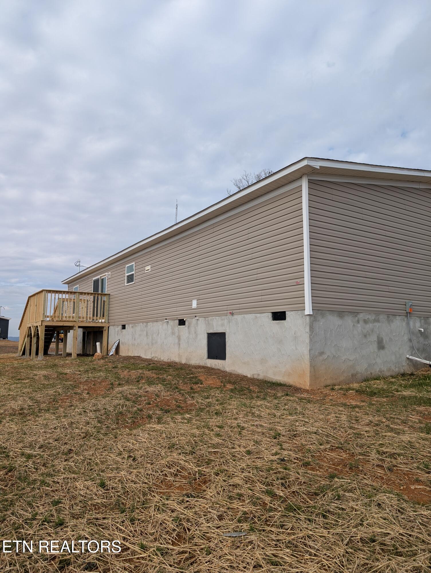 269 Laura Boling Loop Road Strawberry Plains, TN 37871 - Photo 4 of 26 1000001986