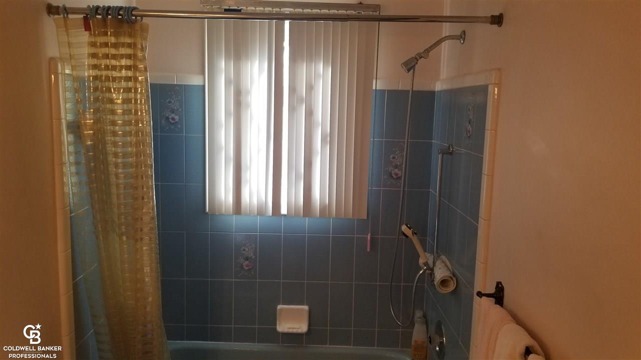 54681 Shelby Road Utica, MI 48316 - Photo 13 of 17 50037069-12.JPG