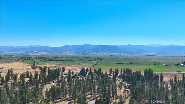 a house view with a outdoor space