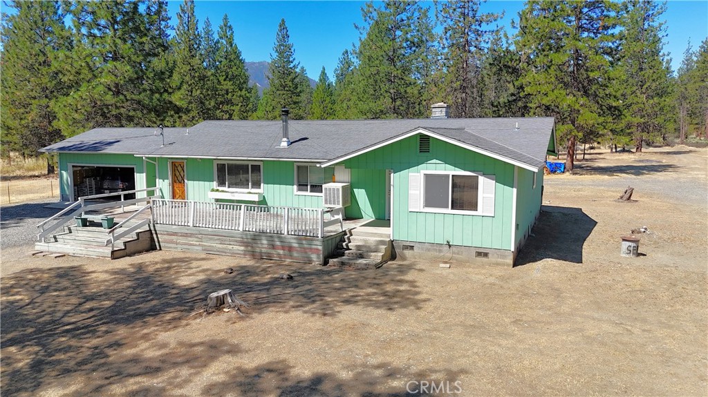5409 Highway 3 Etna, CA 96027 - Photo 5 of 58 a house view with a outdoor space