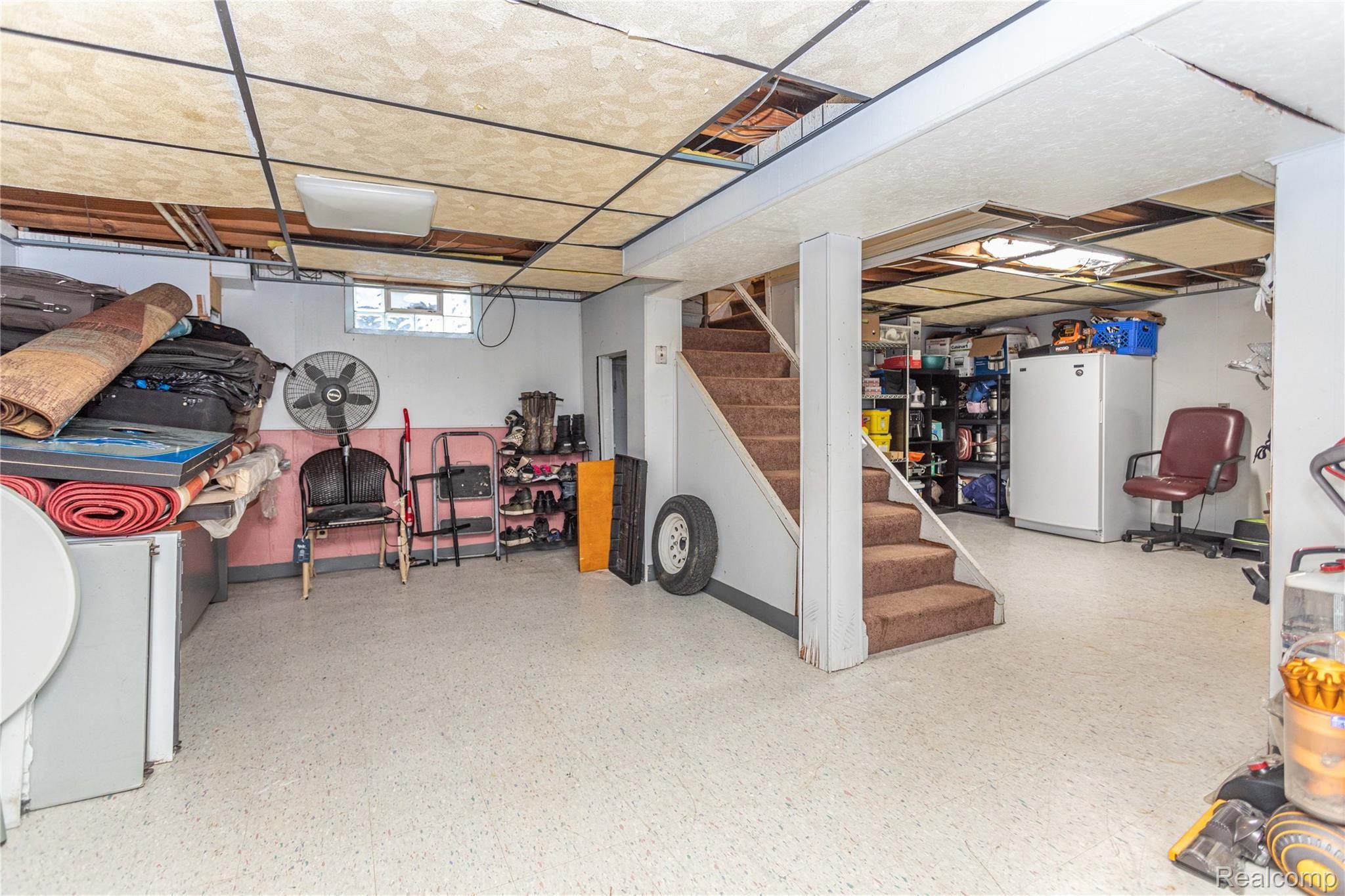 6417 Rutland Street Detroit, MI 48228 - Photo 4 of 29 17.jpg