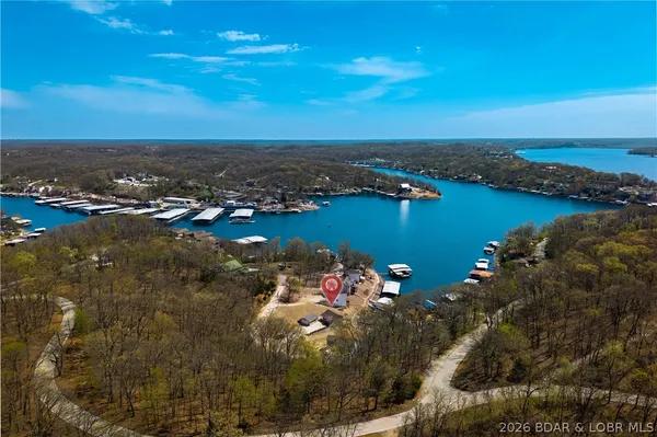 $714,900 | 27 Old Sassafrass Road, Eldon, MO 65026