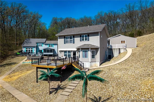 $696,000 | 27 Old Sassafrass Road, Eldon, MO 65026