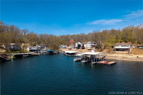 $714,900 | 27 Old Sassafrass Road, Eldon, MO 65026