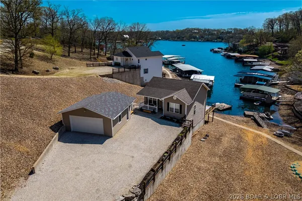 $696,000 | 27 Old Sassafrass Road, Eldon, MO 65026