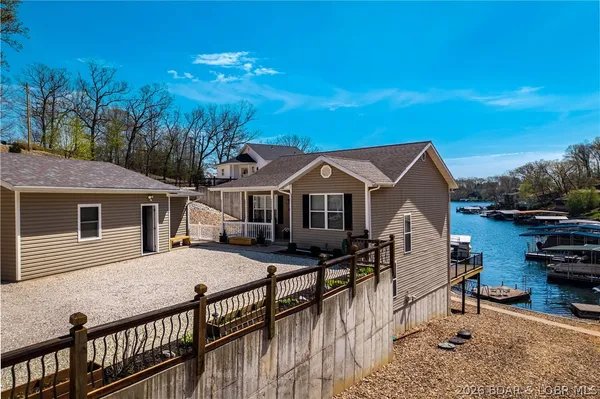 $696,000 | 27 Old Sassafrass Road, Eldon, MO 65026