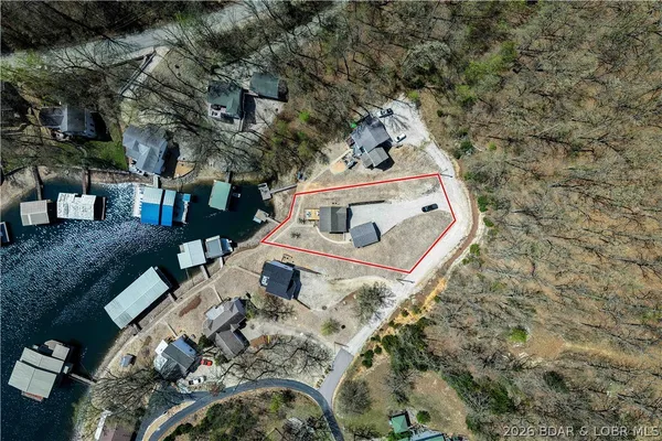 $714,900 | 27 Old Sassafrass Road, Eldon, MO 65026