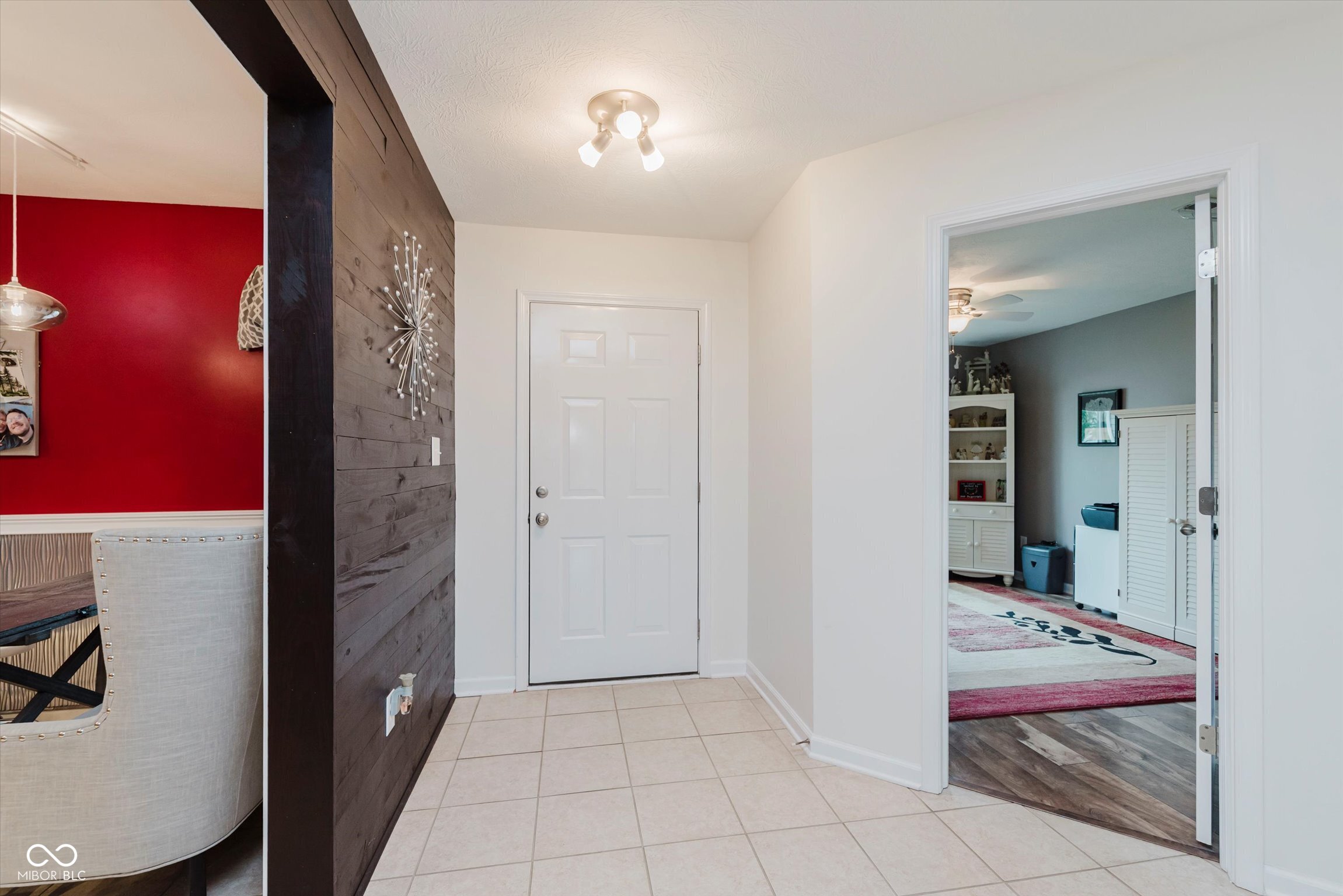 12535 Old Pond Road Noblesville, IN 46060 - Photo 4 of 28 Gallery Image 4