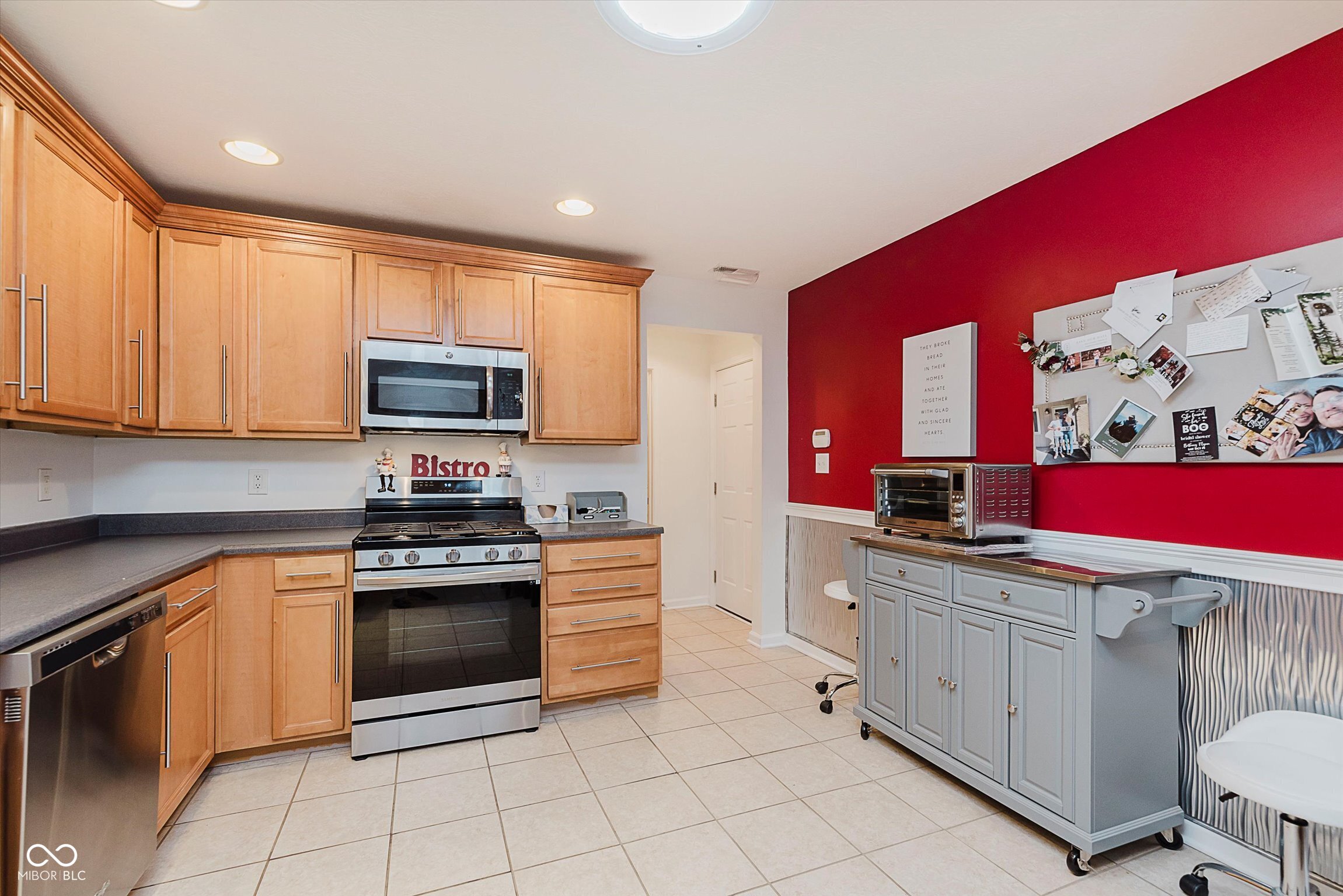 12535 Old Pond Road Noblesville, IN 46060 - Photo 8 of 28 Gallery Image 8