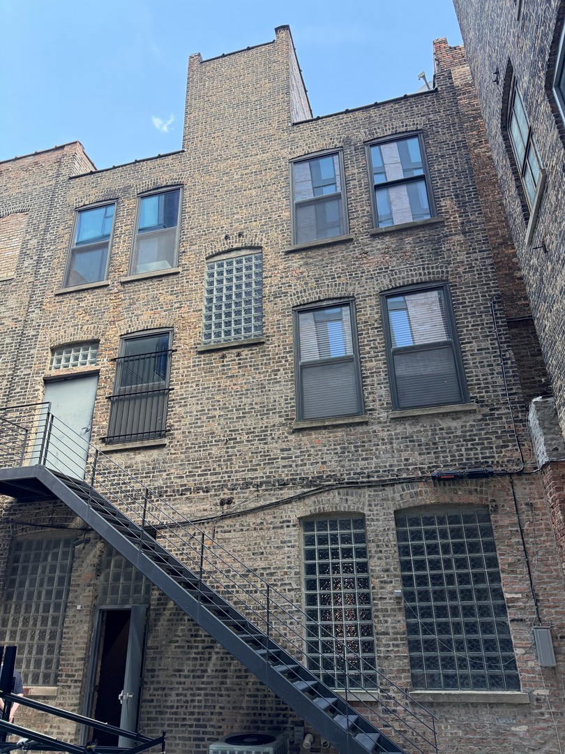 1109 West Fulton Market Chicago, IL 60607 - Photo 3 of 18