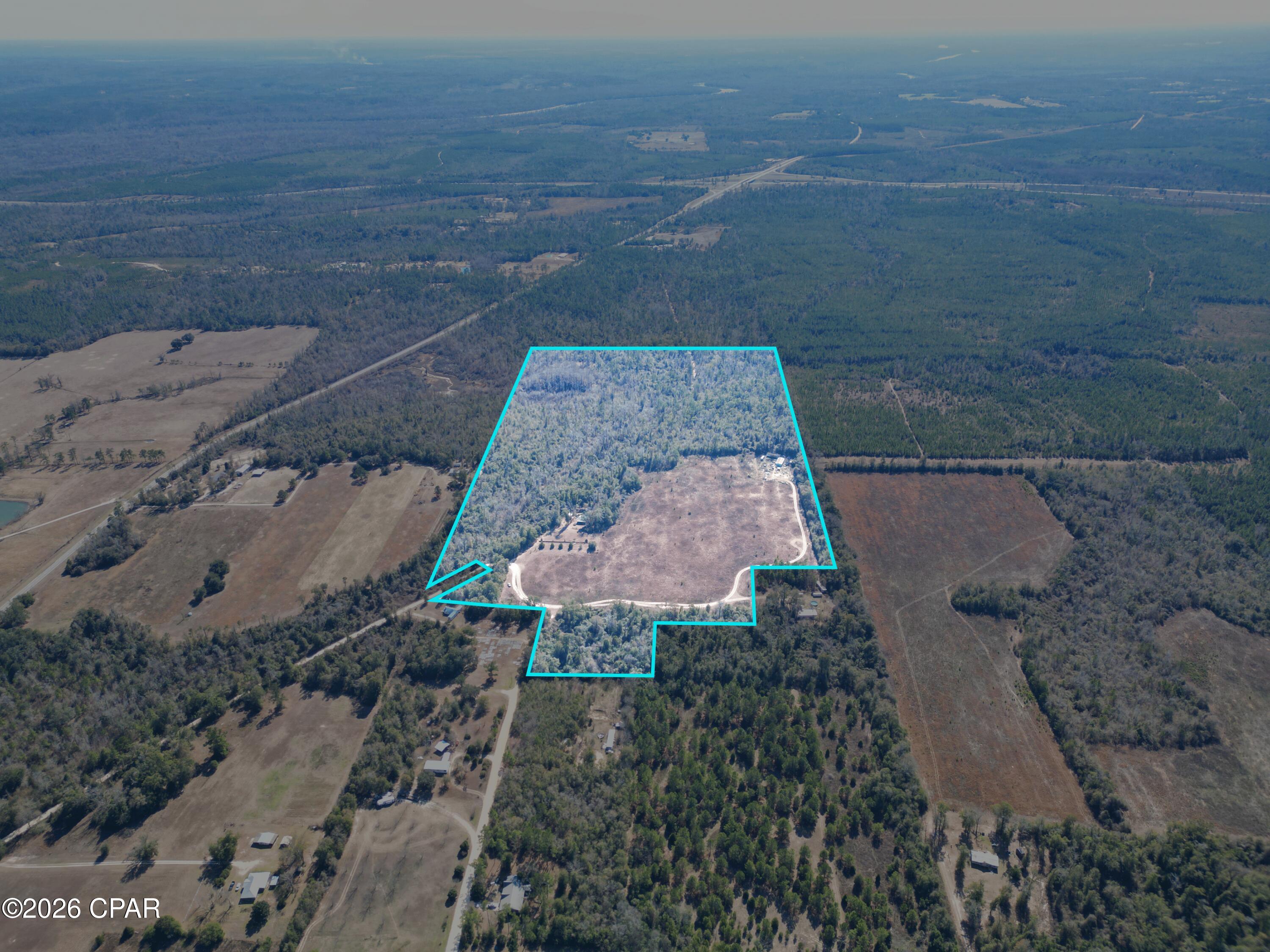 7849 Leatherneck Trail Grand Ridge, FL 32442 - Photo 2 of 22