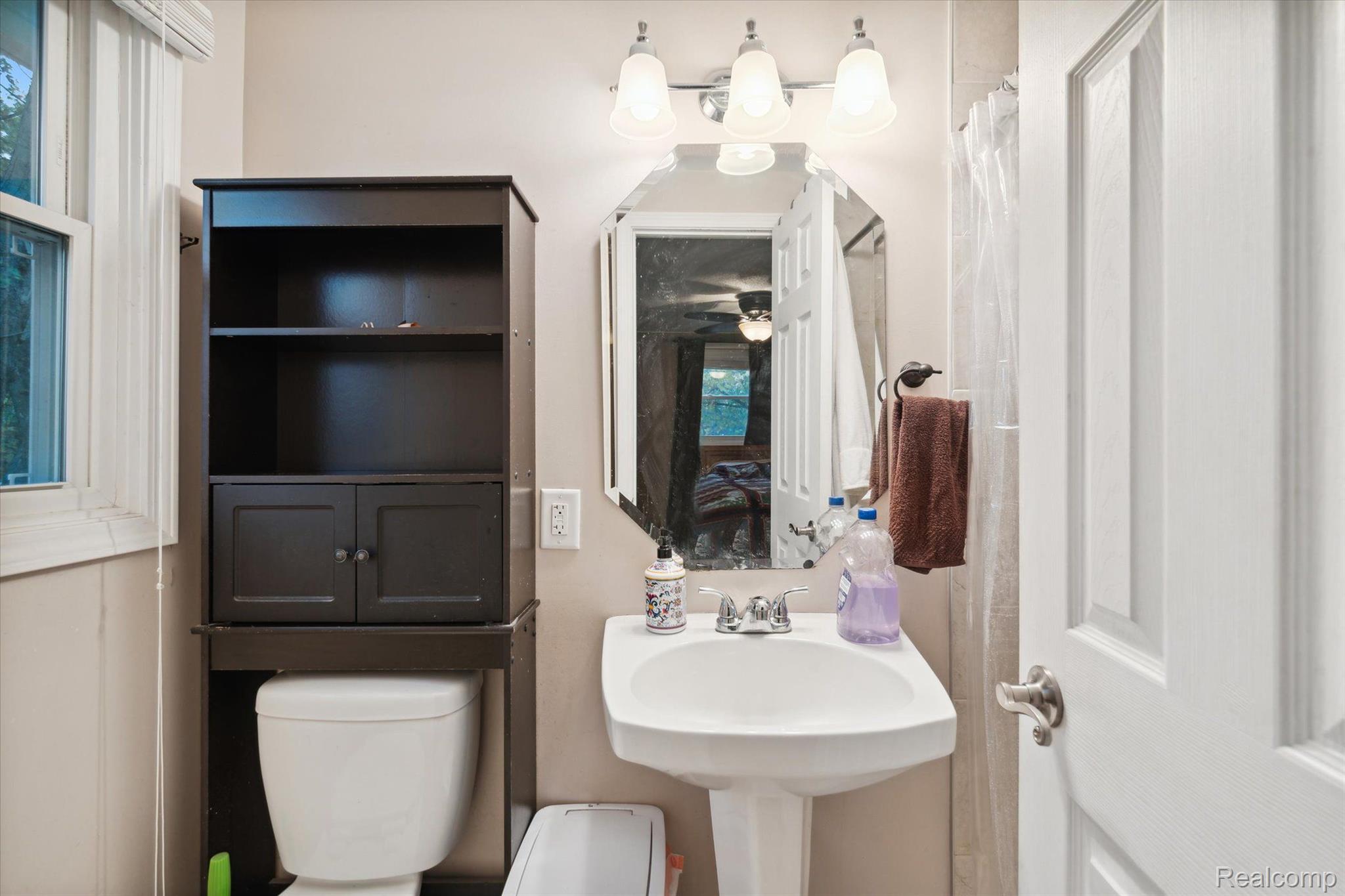 6361 Swiss Garden Road Temperance, MI 48182 - Photo 34 of 52 Gallery Image 34