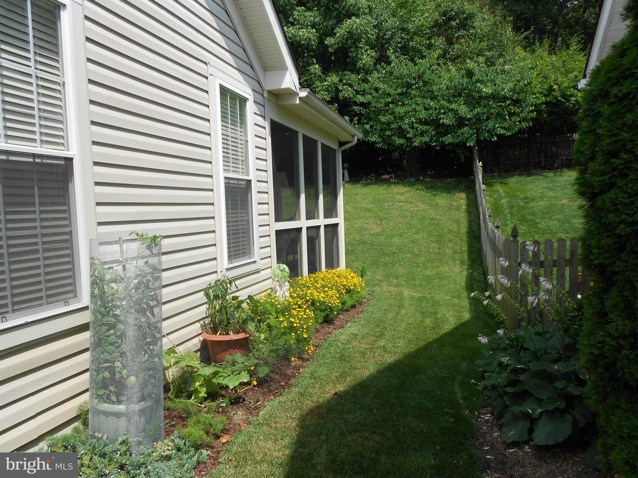 13571 Ryton Ridge Lane Gainesville, VA 20155 - Photo 23 of 28 Exterior (General)