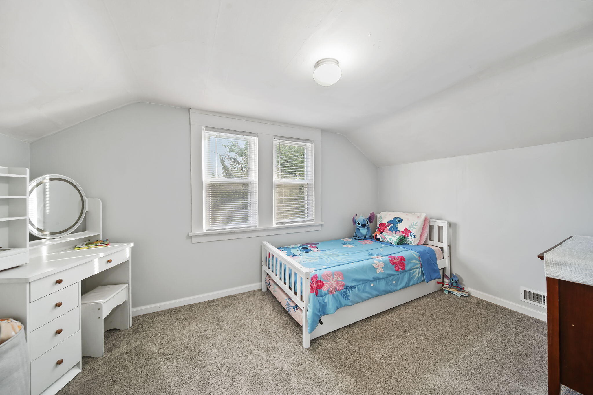 136 East Chestnut Street East Adrian, MI 49221 - Photo 22 of 33 25-web-or-mls-DSC07062