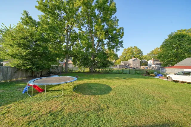 $184,900 | 136 East Chestnut Street East, Adrian, MI 49221