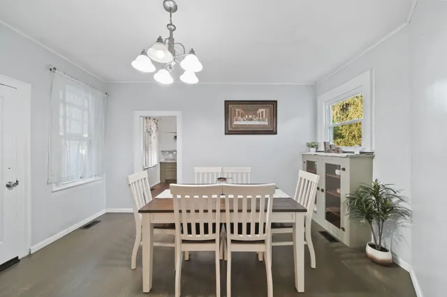 $184,900 | 136 East Chestnut Street East, Adrian, MI 49221