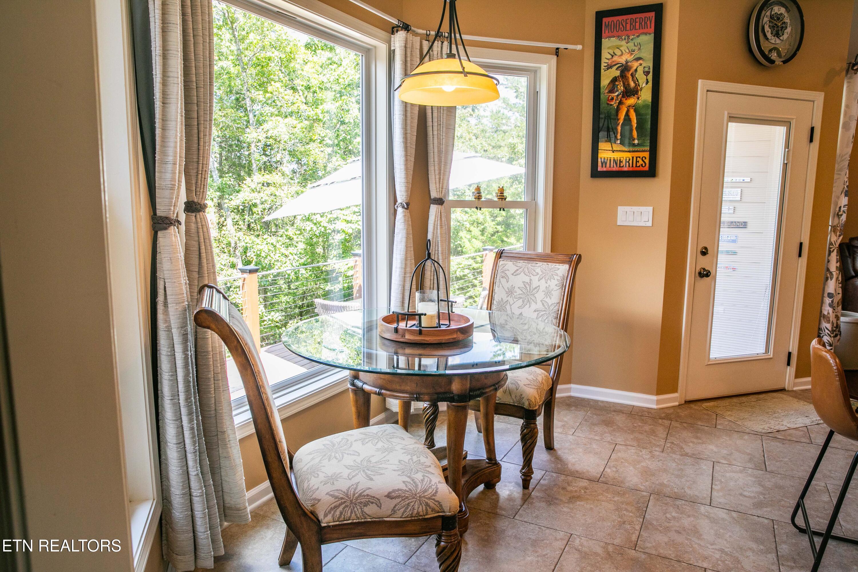 339 Eagles Ridge Tazewell, TN 37879 - Photo 9 of 23 Kitchen2