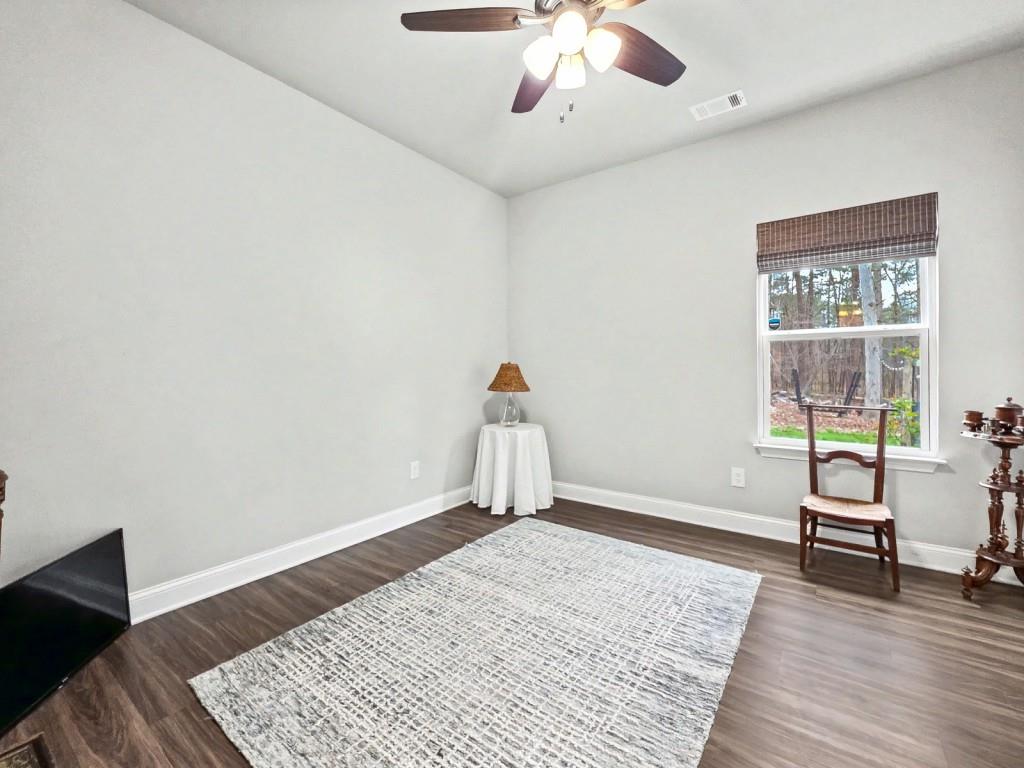 453 Mulberry Rock Road Temple, GA 30179 - Photo 24 of 35 a room with a workspace