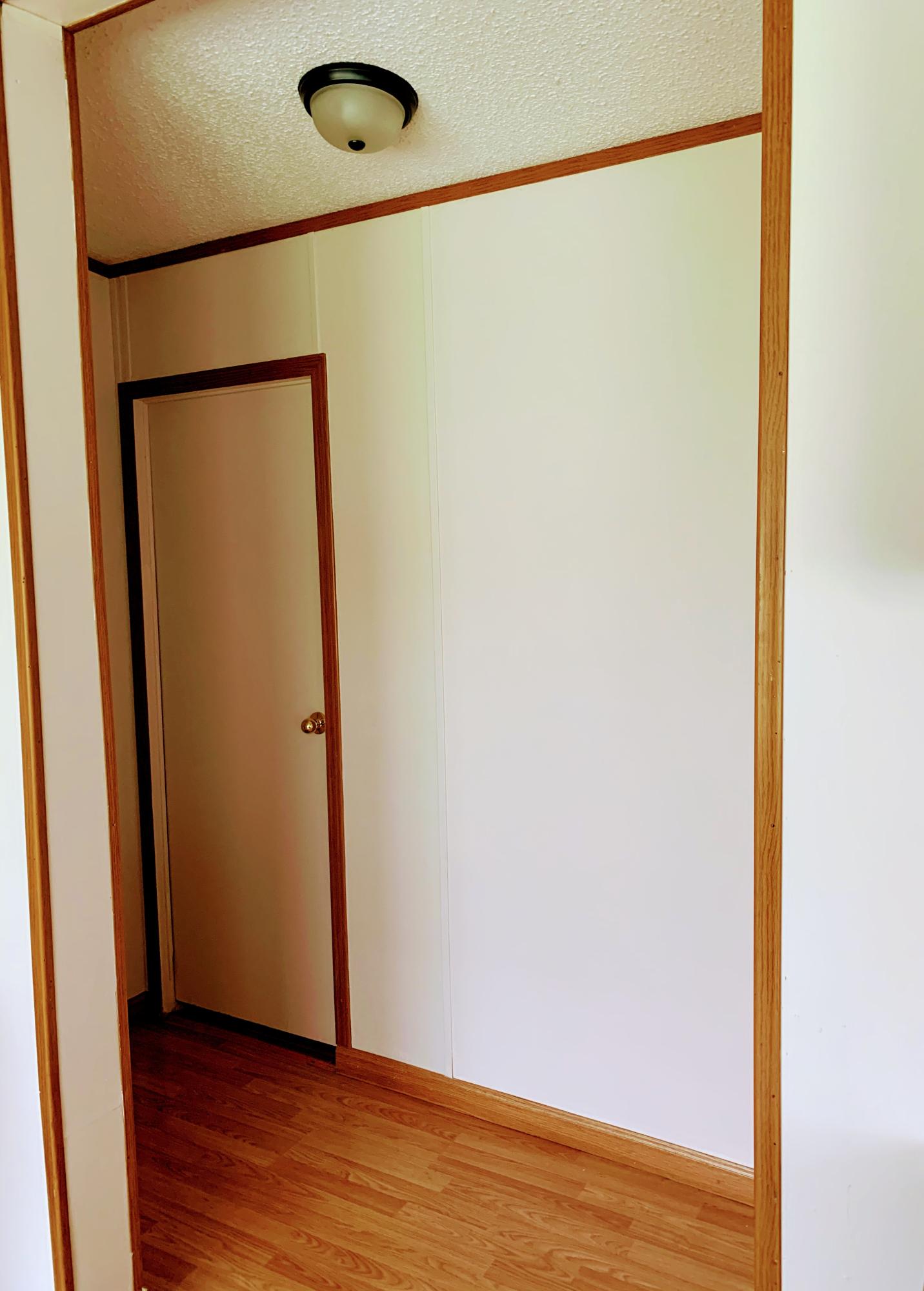 260 Quillen Shell Road Greeneville, TN 37745 - Photo 16 of 32 Hallway past kitchen