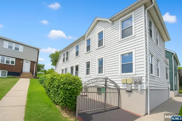 $739,000 | 107 La France Avenue, Bloomfield, NJ 07003