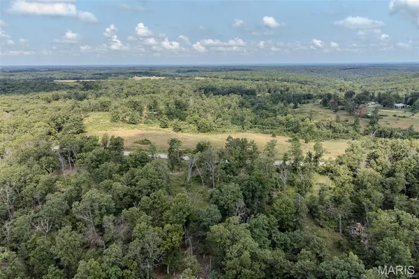 $89,900 | 100 Highway 32, Lebanon, MO 65536