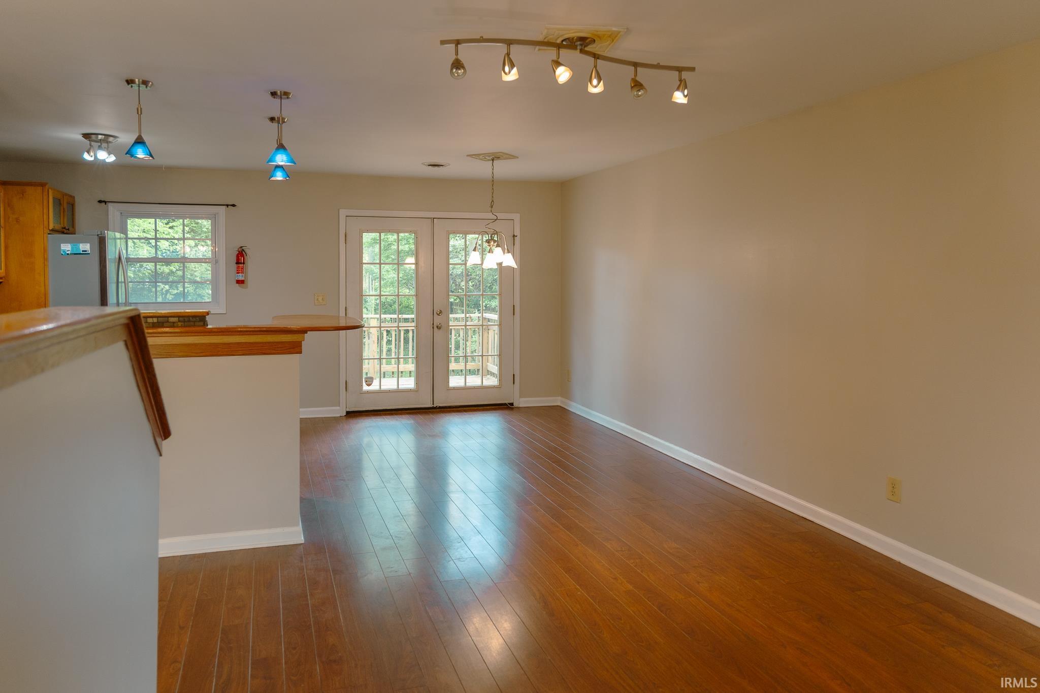 911 West Winding Way Bloomington, IN 47404 - Photo 7 of 29
