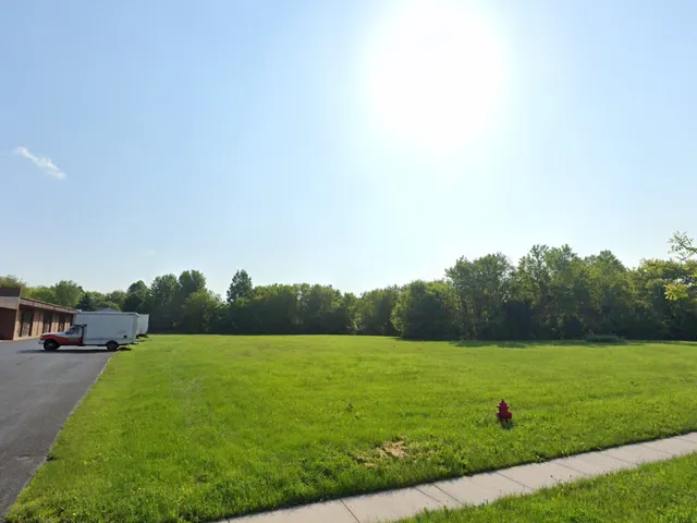 a view of a grassy field